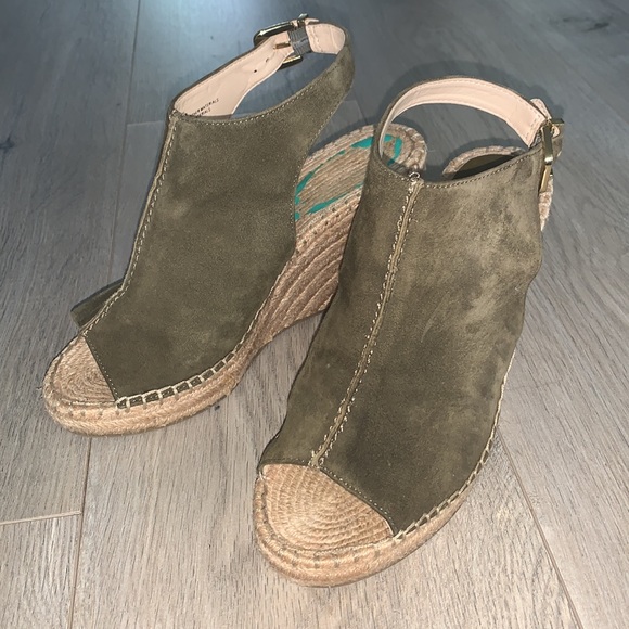 Banana Republic Wedge Espadrille Olive Green Size 7 - Picture 7 of 8